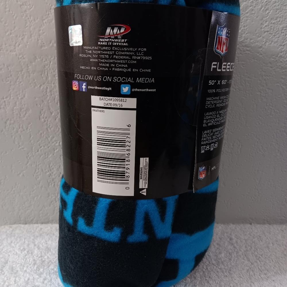 Carolina Panthers NFL Football Fleece Throw blanket 50x60 - Picture 2 of 4